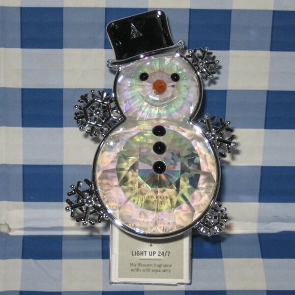 BBW White Barn Wallflowers Crystal Snowman Fragrance Nightlight Plug NEW - Picture 2 of 6